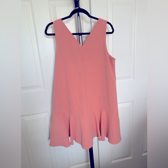 Banana Republic Coral Drop Hem Dress - Picture 5 of 7